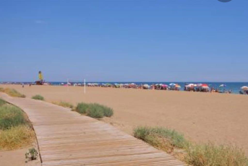Apartamento En Primera Linea De Playa Dénia Eksteriør billede