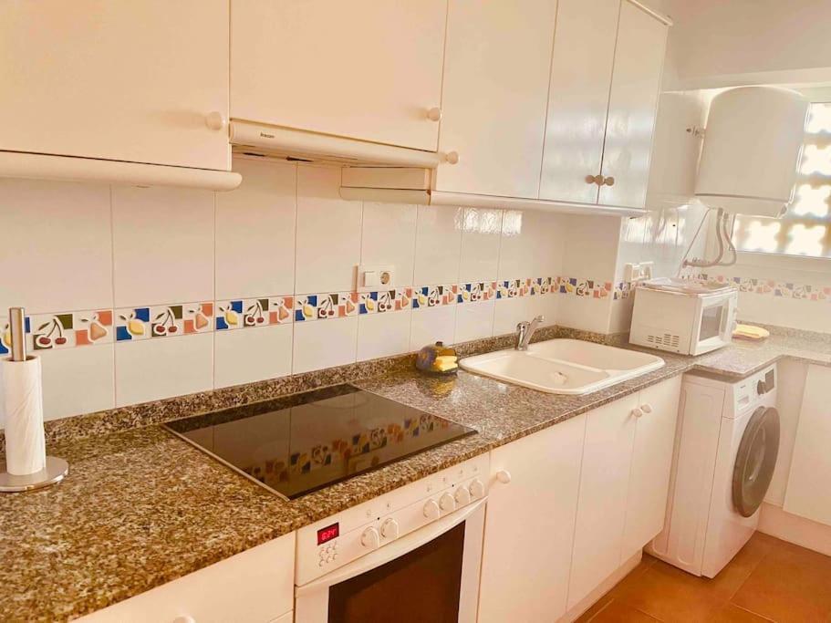 Apartamento En Primera Linea De Playa Dénia Eksteriør billede