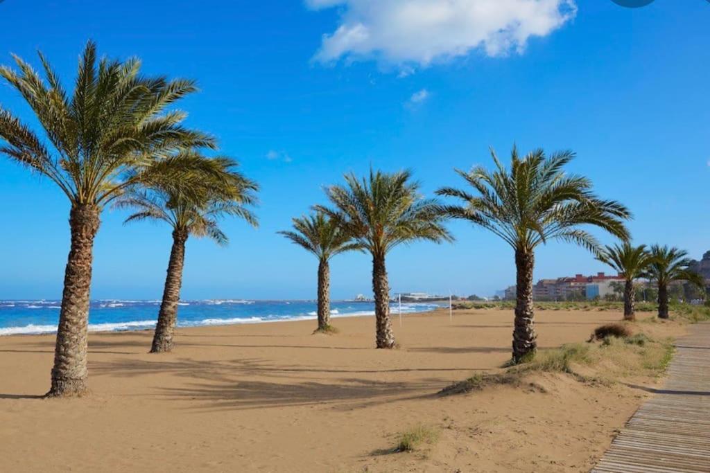 Apartamento En Primera Linea De Playa Dénia Eksteriør billede